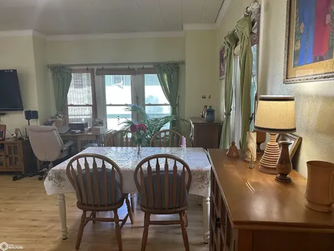406 W Carpenter Avenue Fairfield IA 52556