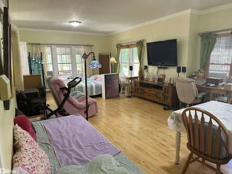 406 W Carpenter Avenue Fairfield IA 52556