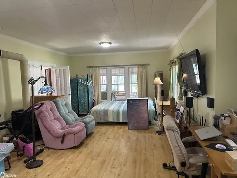 406 W Carpenter Avenue Fairfield IA 52556