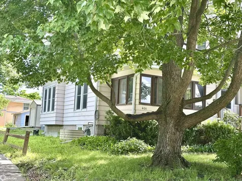 406 W Carpenter Avenue Fairfield IA 52556