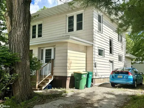 406 W Carpenter Avenue Fairfield IA 52556
