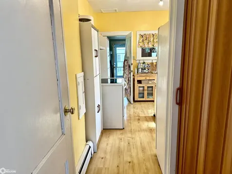 406 W Carpenter Avenue Fairfield IA 52556
