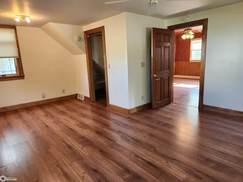 207 W State Street Toledo IA 52342