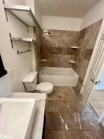 1000 Pleasant Plain #204 Road Fairfield IA 52556