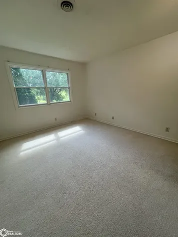 1000 Pleasant Plain #204 Road Fairfield IA 52556