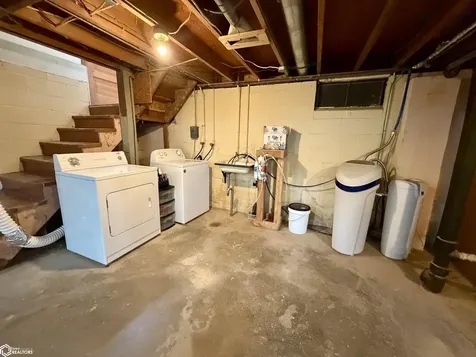 312 Indiana Avenue Iowa Falls IA 50126
