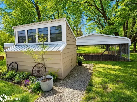 20319 490th Street Lake Mills IA 50450