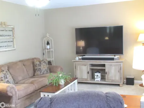 102 Hillhaven Drive Forest City IA 50436