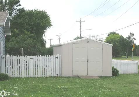 102 Hillhaven Drive Forest City IA 50436