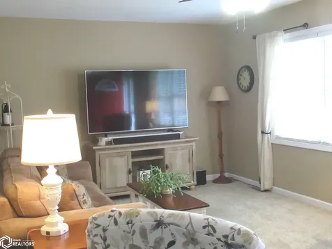 102 Hillhaven Drive Forest City IA 50436
