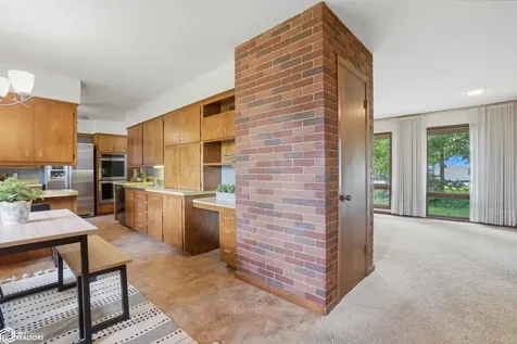 406 E Lafayette Avenue Keota IA 52248