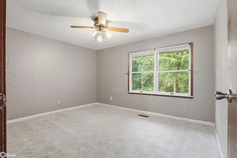 13 29th Place Fort Madison IA 52627