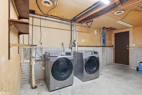 13 29th Place Fort Madison IA 52627