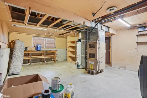 13 29th Place Fort Madison IA 52627
