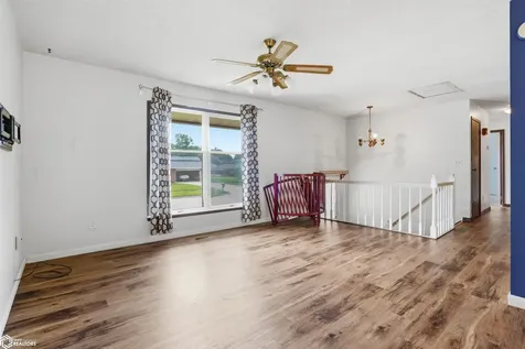 13 29th Place Fort Madison IA 52627