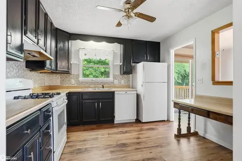 13 29th Place Fort Madison IA 52627