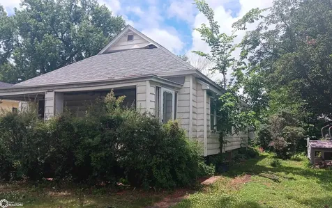 405 S Webster Street Ottumwa IA 52501