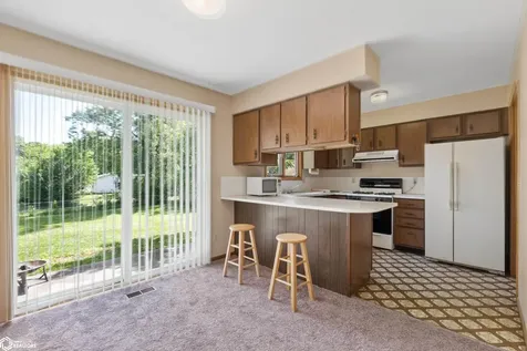 2317 24th Street SW Mason City IA 50401