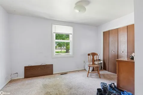 1710 Mount Pleasant Street Burlington IA 52601