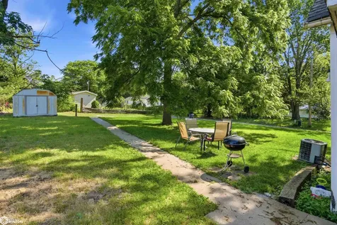 1710 Mount Pleasant Street Burlington IA 52601