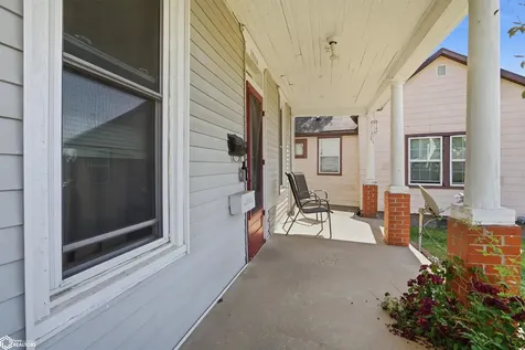 1710 Mount Pleasant Street Burlington IA 52601
