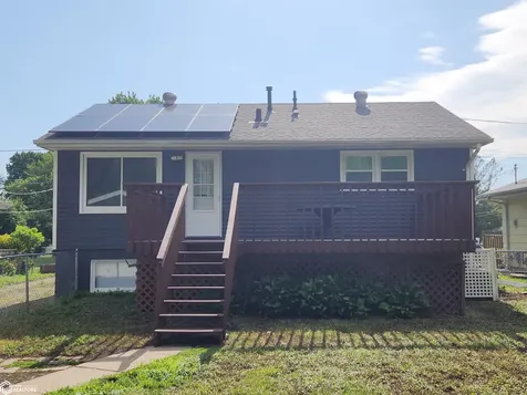 1320 S Hampshire Avenue Mason City IA 50401