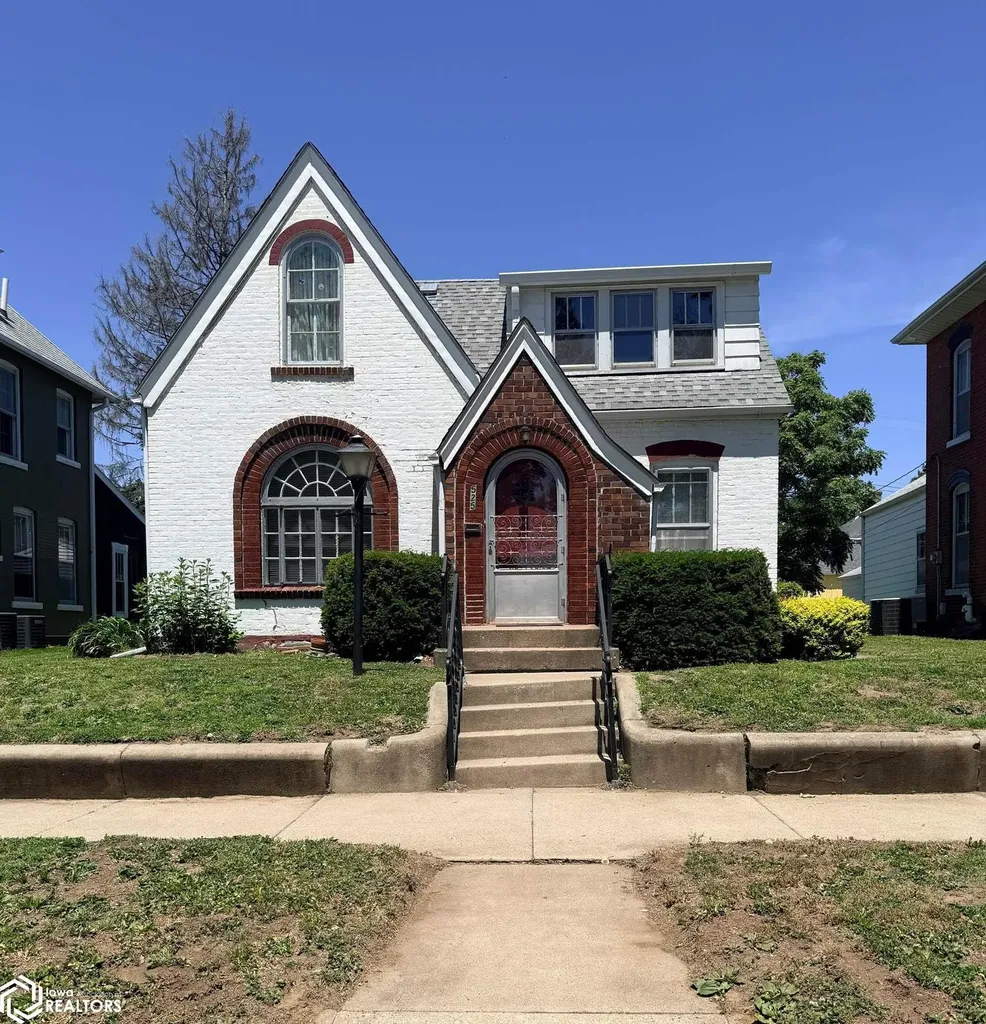 525 Avenue F Fort Madison IA 52627