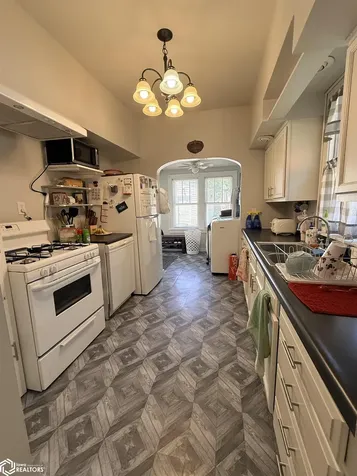 525 Avenue F Fort Madison IA 52627