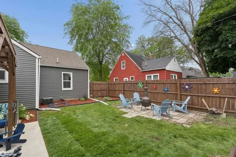 962 15th Place NE Mason City IA 50401