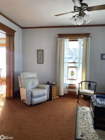 112 S Federal Street Hampton IA 50441