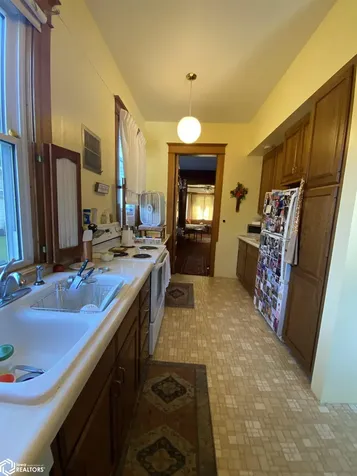 112 S Federal Street Hampton IA 50441