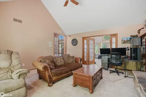 4005 Bluff Road Fort Madison IA 52627