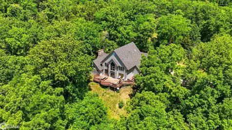 4005 Bluff Road Fort Madison IA 52627
