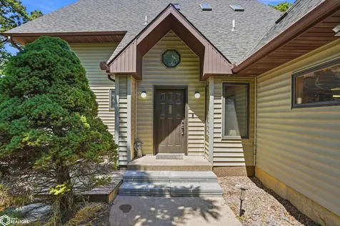 4005 Bluff Road Fort Madison IA 52627