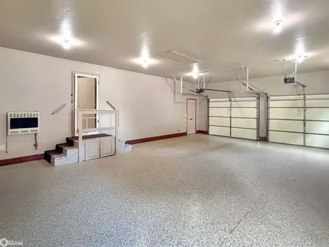 421 12th Avenue NE Hampton IA 50441