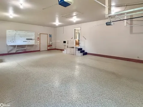 421 12th Avenue NE Hampton IA 50441