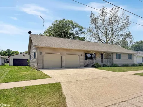 421 12th Avenue NE Hampton IA 50441