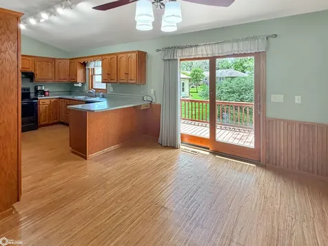 421 12th Avenue NE Hampton IA 50441