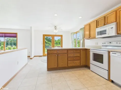 3252 Brookshire Drive Keokuk IA 52632