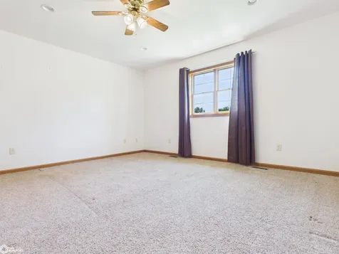 3252 Brookshire Drive Keokuk IA 52632