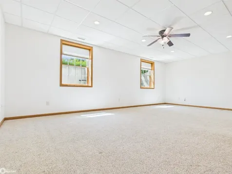3252 Brookshire Drive Keokuk IA 52632