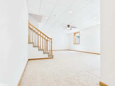 3252 Brookshire Drive Keokuk IA 52632