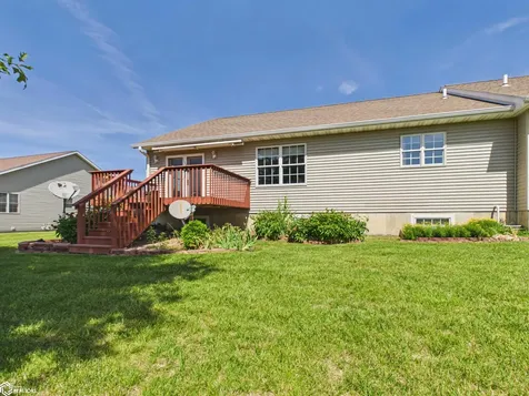 3252 Brookshire Drive Keokuk IA 52632