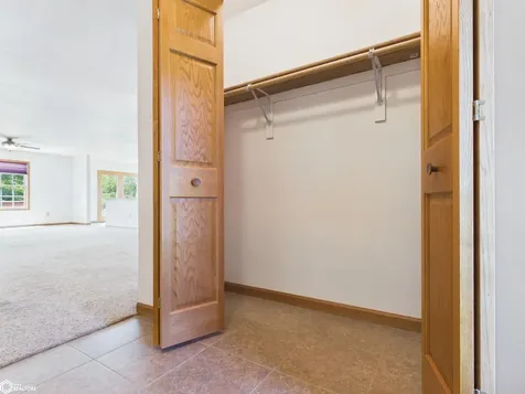 3252 Brookshire Drive Keokuk IA 52632