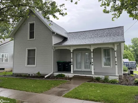 110 W 2nd Street Wayland IA 52654