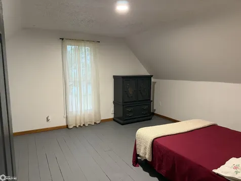 110 W 2nd Street Wayland IA 52654