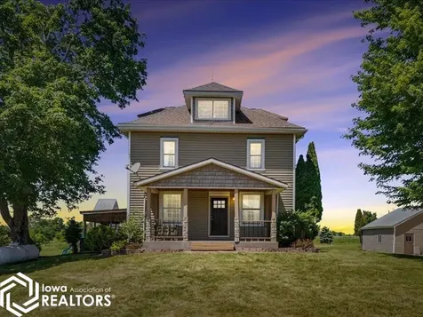 15185 Iowa City Road Burlington IA 52601