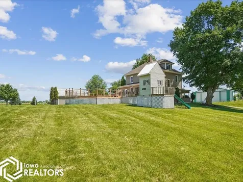 15185 Iowa City Road Burlington IA 52601