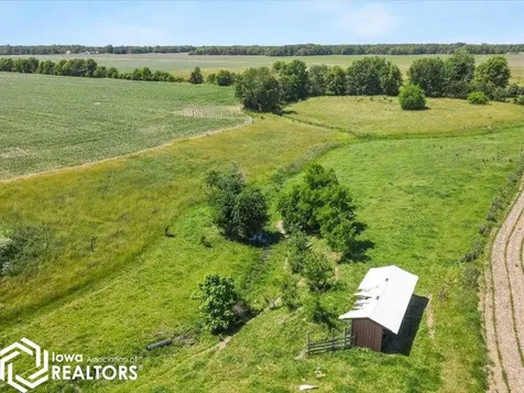 15185 Iowa City Road Burlington IA 52601