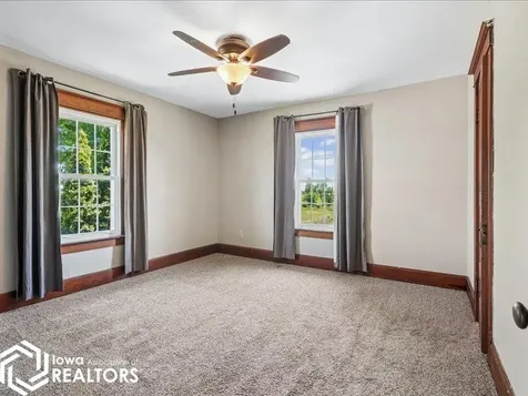 15185 Iowa City Road Burlington IA 52601